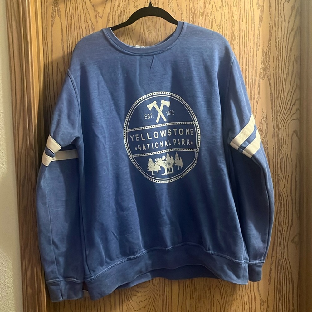 Yellowstone National Park Crewneck